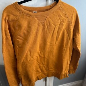 Old Navy Women's Amber Crew Neck Sweater